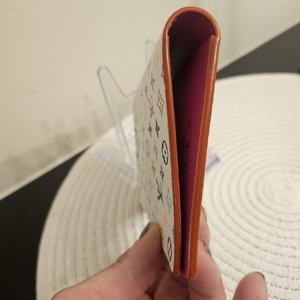 Louis Vuitton x Takashi Murakami Multicolor Passport Cover 🎨✨ - Picture 6 of 9